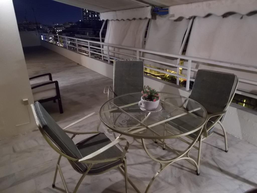 Top Floor Studio Near Metro&View&200Mbps Афины Экстерьер фото