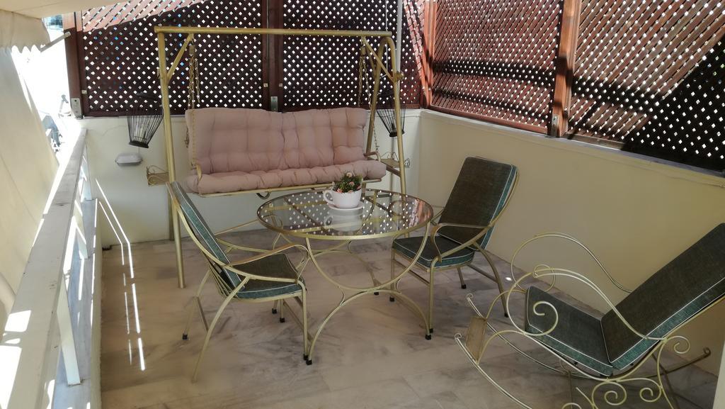 Top Floor Studio Near Metro&View&200Mbps Афины Экстерьер фото